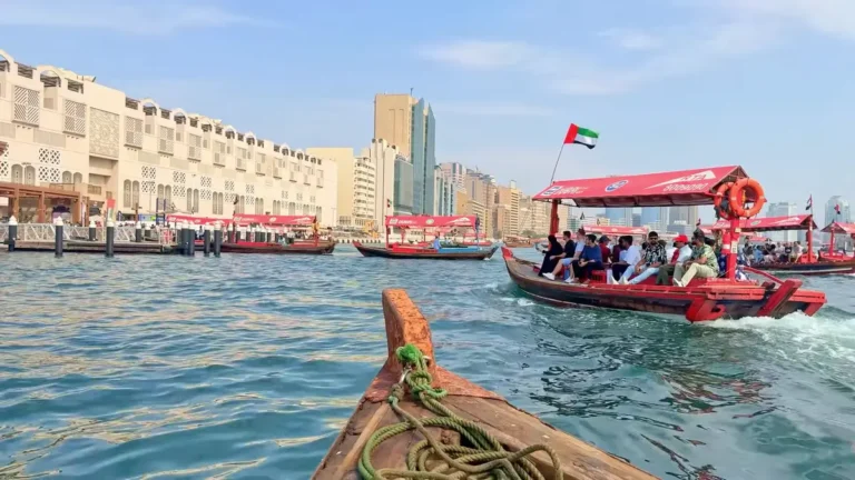 Abra Boat ride Dubai Creek